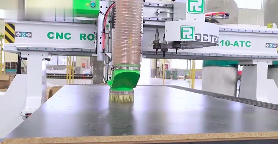 Why ROCTECH CNC Engravers Could Be The Right Choice For Your Business？