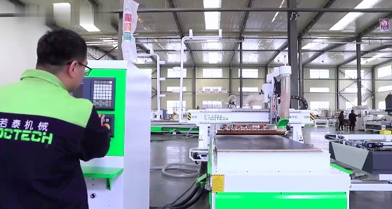ROCTECH CNC Engraving Machines Offer Reliable Performance at Competitive Prices