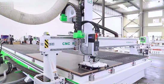 Why Do I Recommend Roctech CNC Router to You?