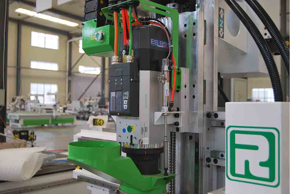 ‌Unleashing Precision with ROCTECH CNC Engraving Machines‌